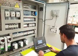 Automatización y Programación de PLC